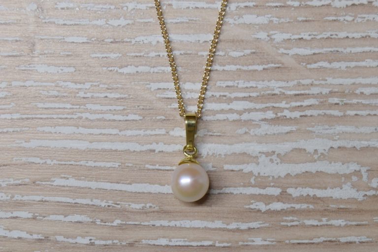 Contemporary Pearl Pendant | Kloiber Jewelers